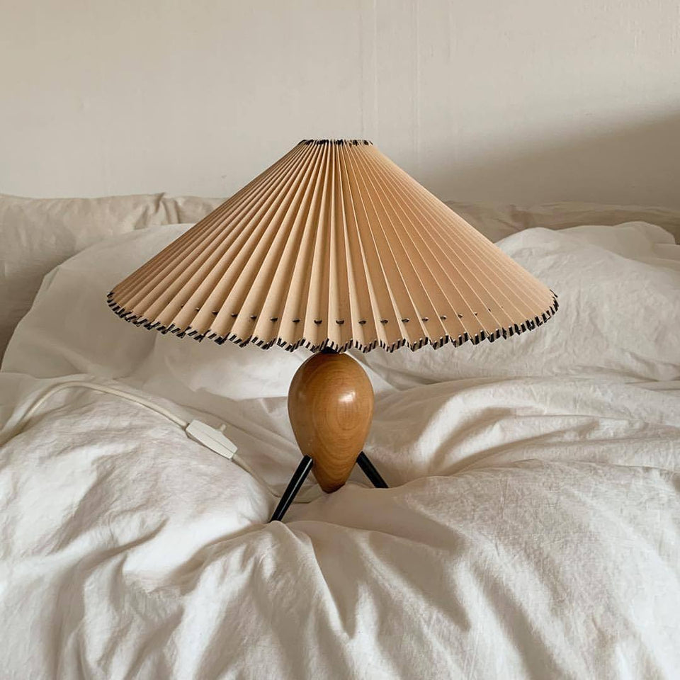 Nordic Modern Minimalist Vintage Retro Table Lamp