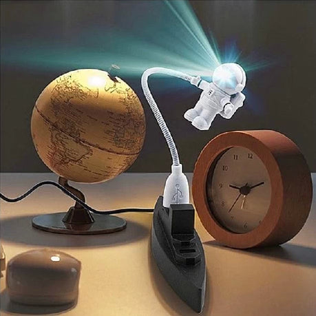 Desk Lamps Lights Litwod New Fashion Novelty Romantic Baby Led Bulbs Usb Port Dc Resin Knob Switch Wedge Night Plug Astronauts