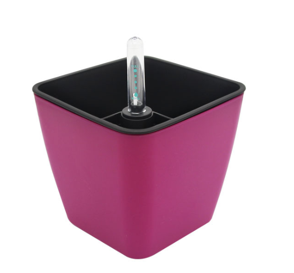 Smart absorbent plastic flower pot