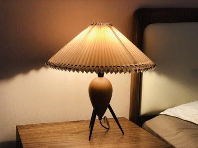 Nordic Modern Minimalist Vintage Retro Table Lamp